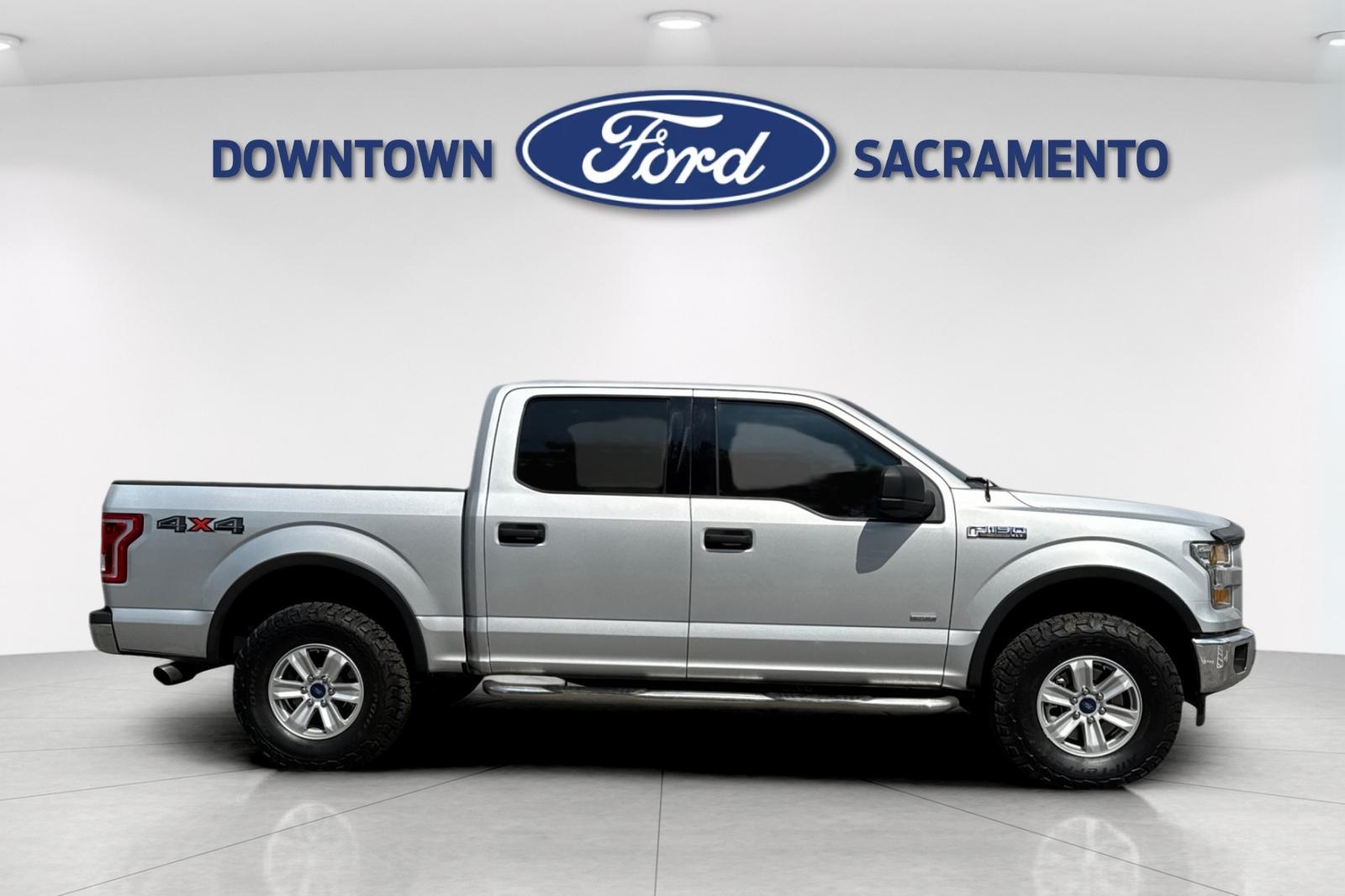 2017 Ford F-150 XLT photo 8