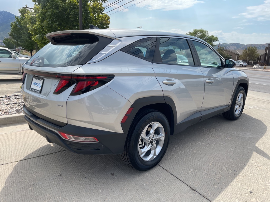 2024 Hyundai Tucson SE photo 4