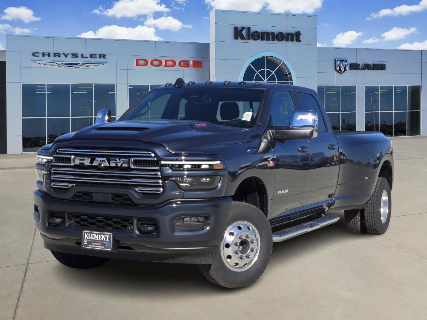 2026 RAM Ram 3500 Pickup Laramie's photo