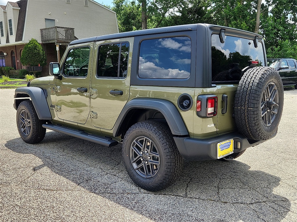 2025 Jeep Wrangler Sport S photo 3