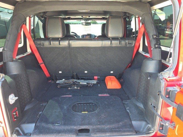 2018 Jeep Wrangler Unlimited Rubicon Recon photo 9