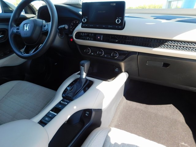 2025 Honda HR-V LX photo 14