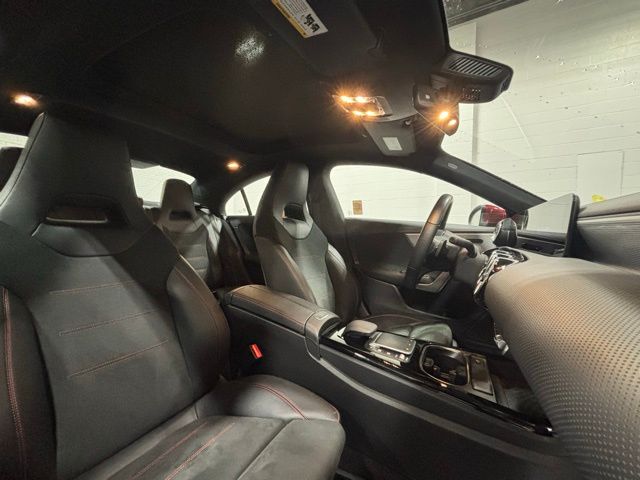 2022 Mercedes Benz CLA 250 4MATIC photo 8