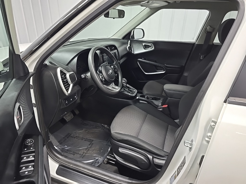 2021 Kia Soul LX photo 28
