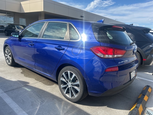 2019 Hyundai Elantra GT Base photo 4