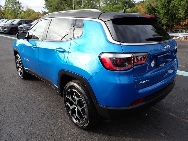 2026 Jeep Compass Limited photo 3