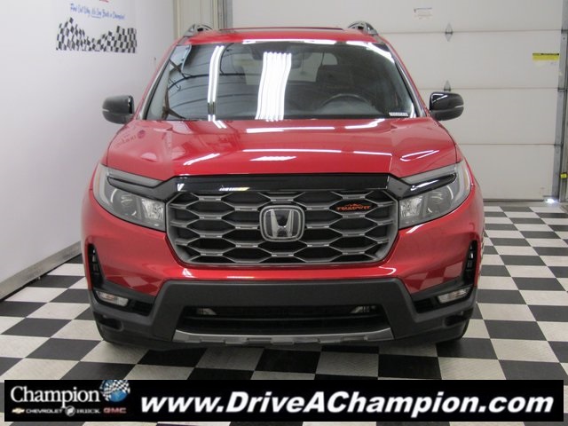2022 Honda Passport TrailSport photo 2