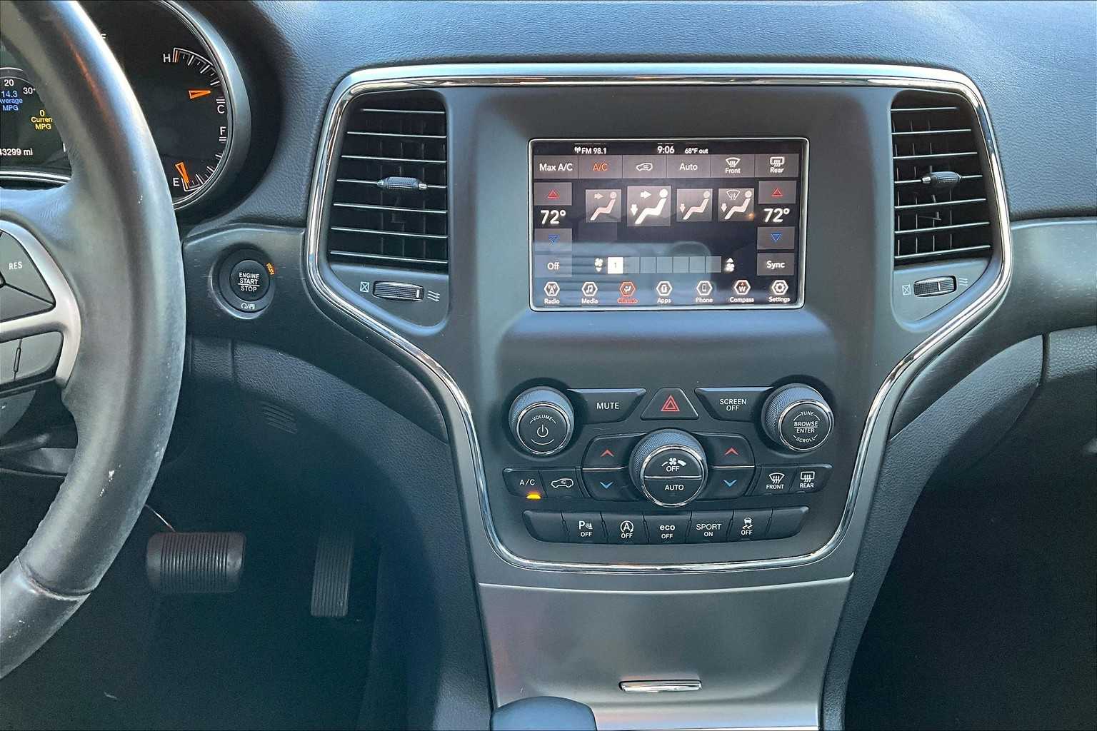 2018 Jeep Grand Cherokee Laredo photo 6