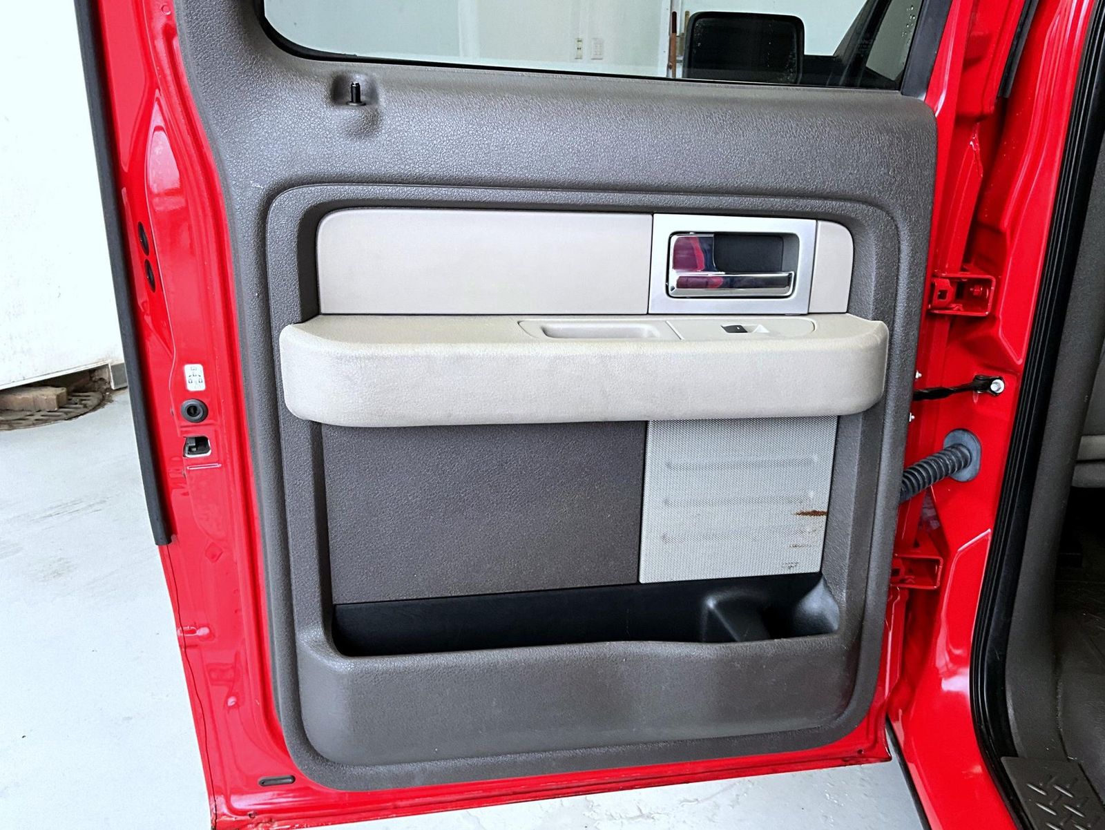 2010 Ford F-150 FX4 photo 18