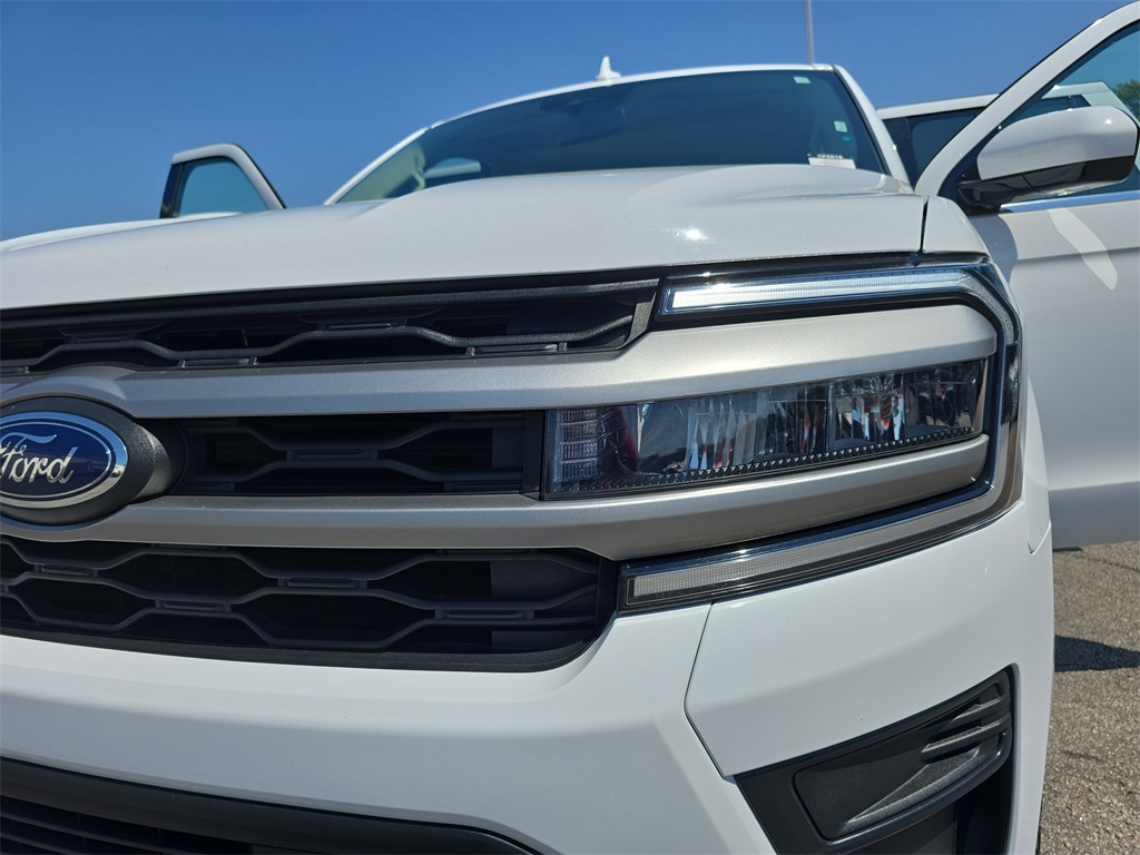 2024 Ford Expedition MAX XLT photo 31