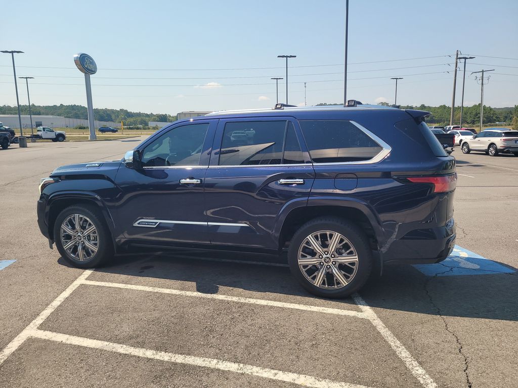 2024 Toyota Sequoia Capstone photo 3