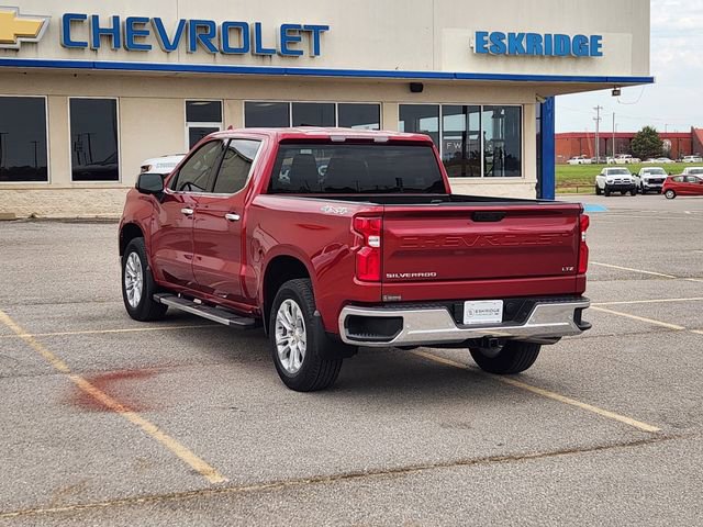 2025 Chevrolet Silverado 1500 LTZ photo 4