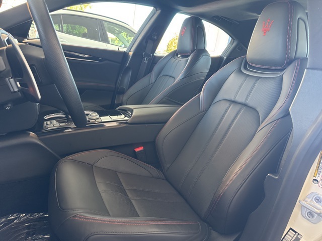 2024 Maserati Ghibli Modena photo 14