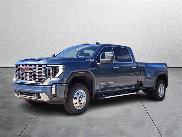 2026 Gmc Sierra 3500 HD Denali photo 2