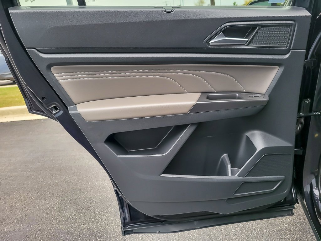 2022 VOLKSWAGEN ATLAS - Image 17