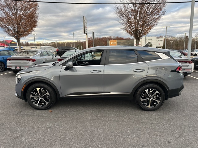 2023 Kia Sportage EX photo 4