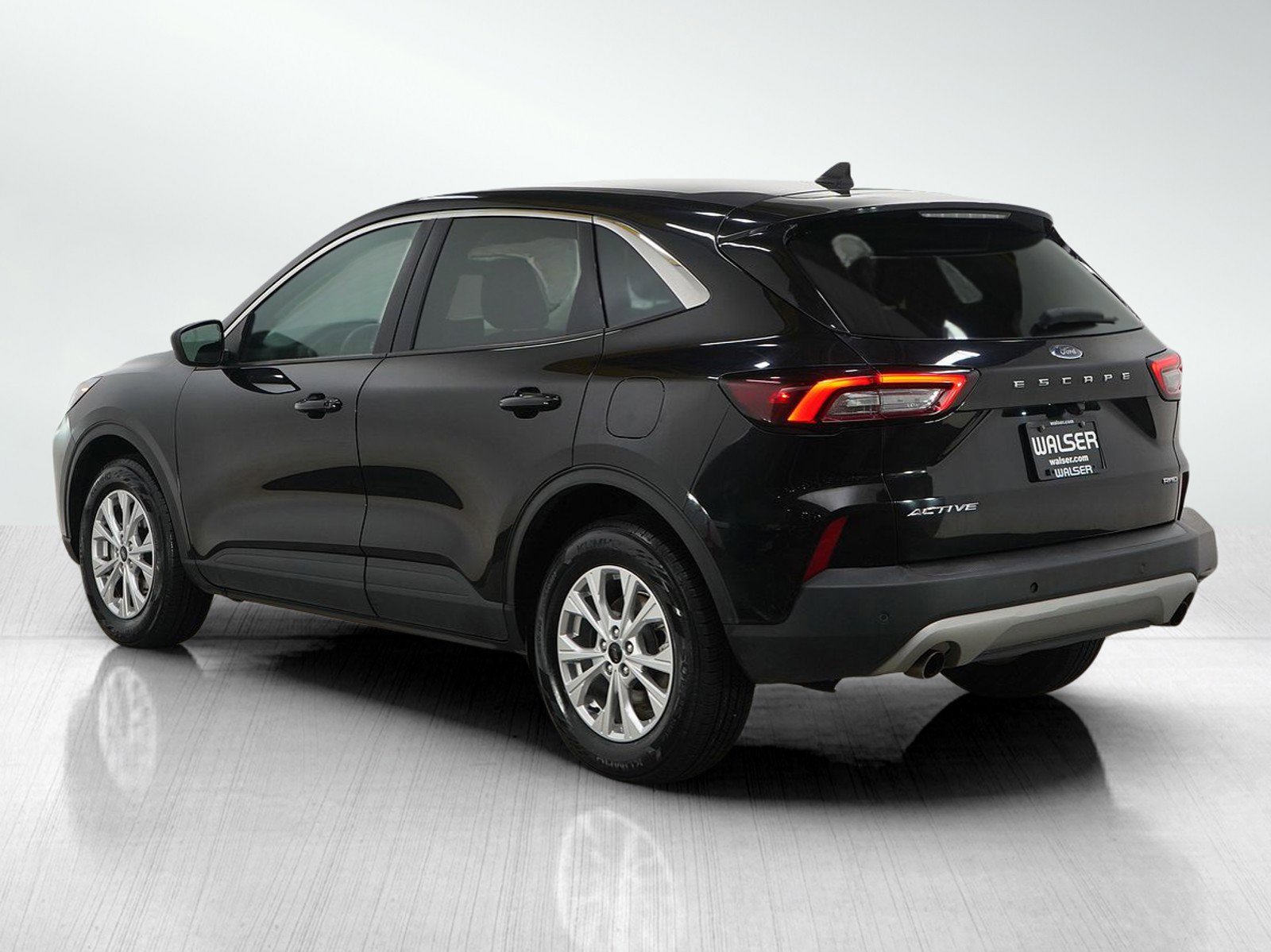 2023 Ford Escape Active photo 2