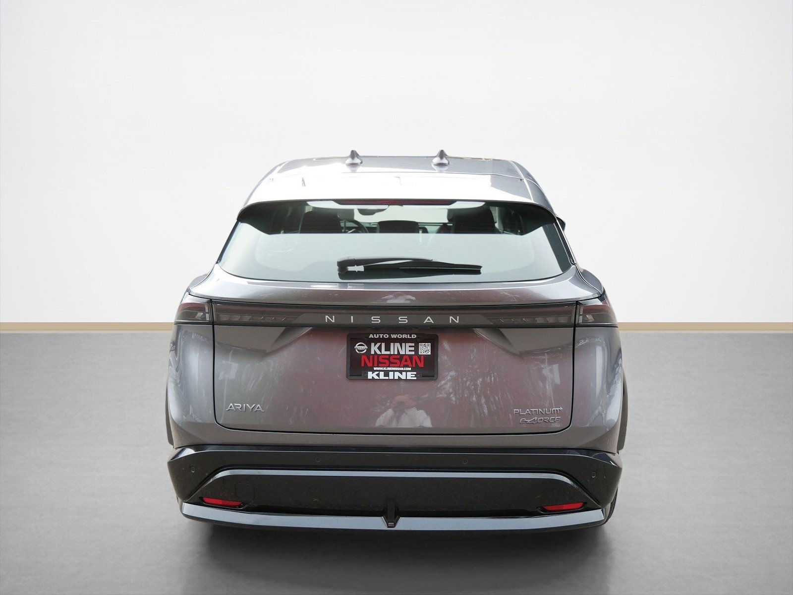 2024 Nissan ARIYA Platinum e-4ORCE photo 4