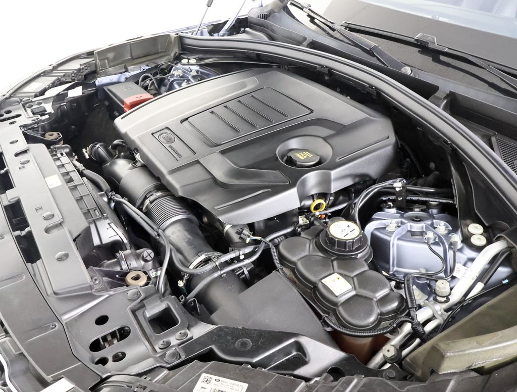 2021 Land Rover Range Rover Velar S photo 11