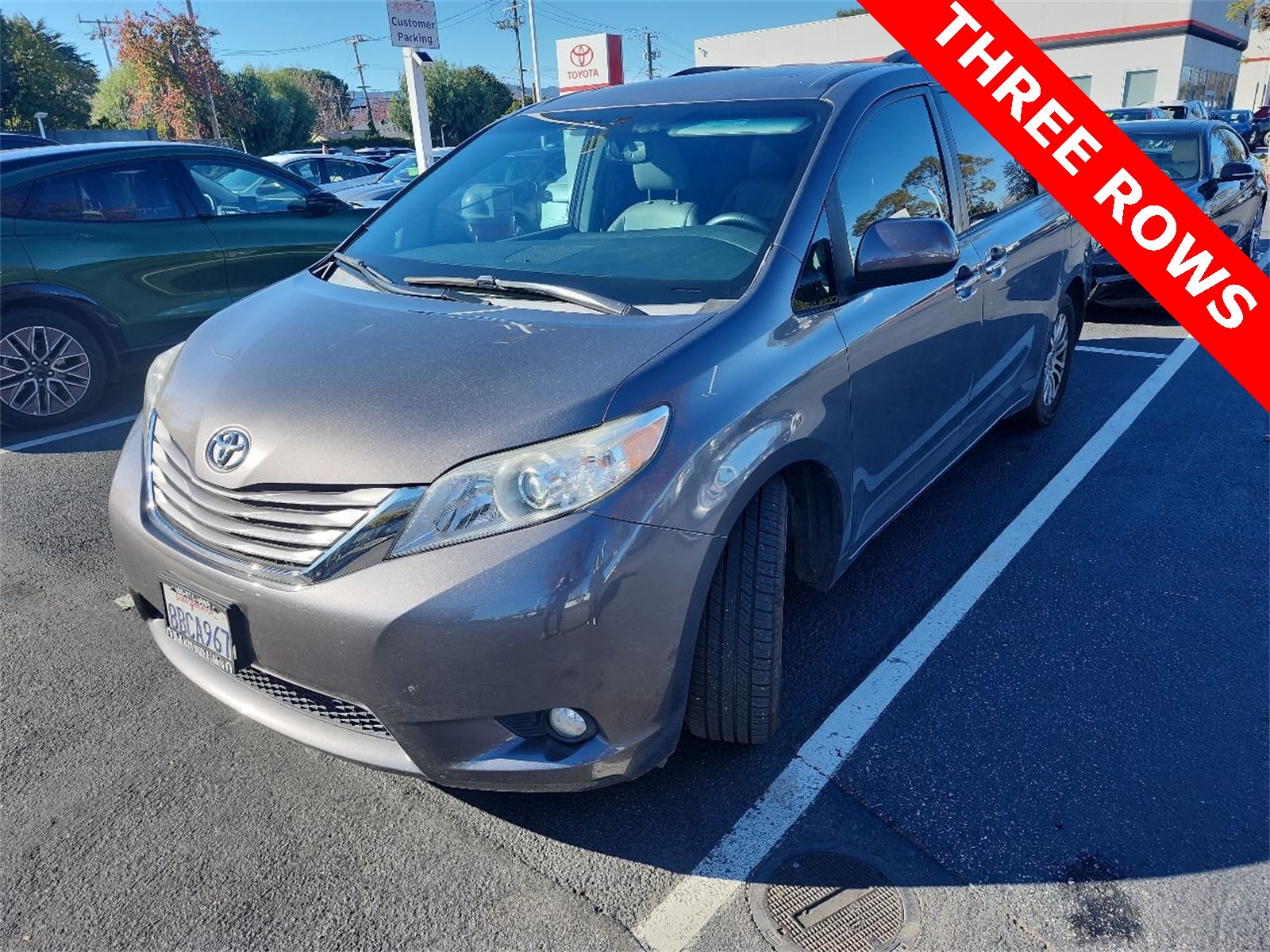 2017 Toyota Sienna XLE