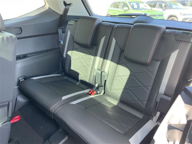 2025 Volkswagen Atlas Peak Edition SE photo 40