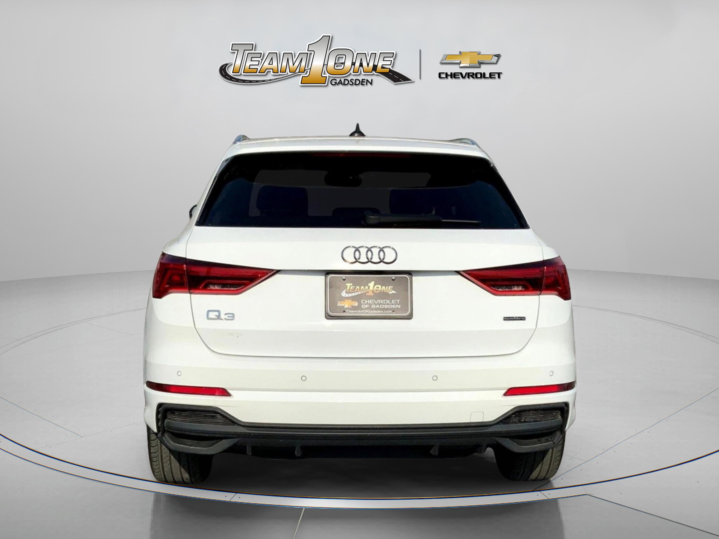 2024 Audi Q3 S line Premium photo 4