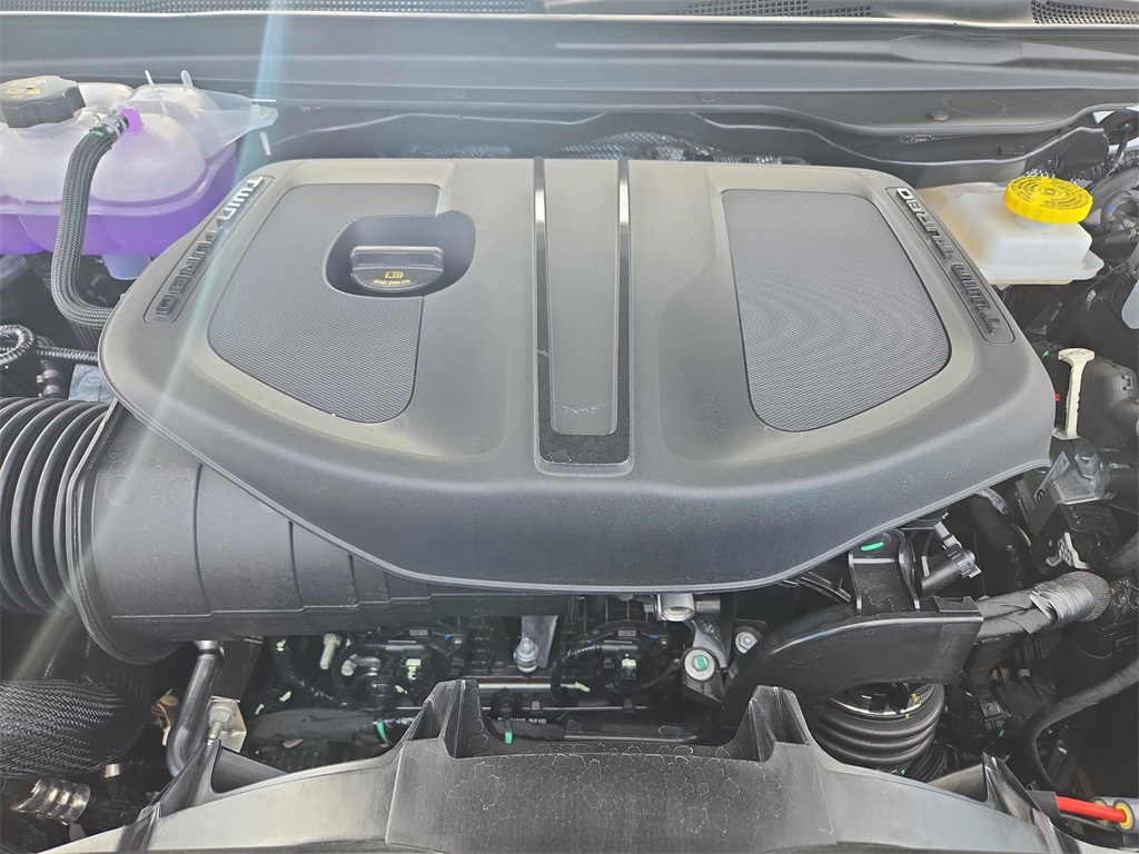 2026 Ram 1500 Laramie photo 3