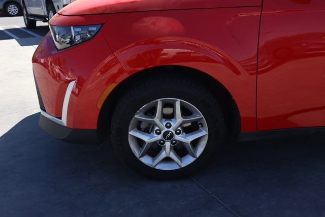 2023 Kia Soul LX photo 10