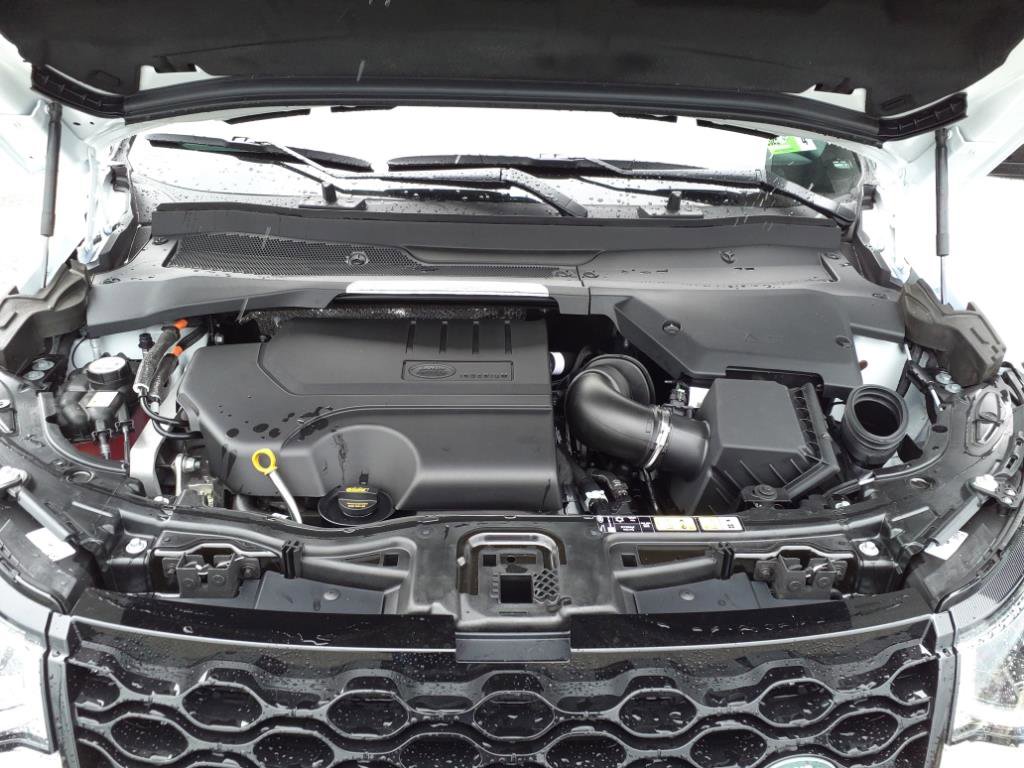 2024 Land Rover Discovery Sport Dynamic SE photo 3