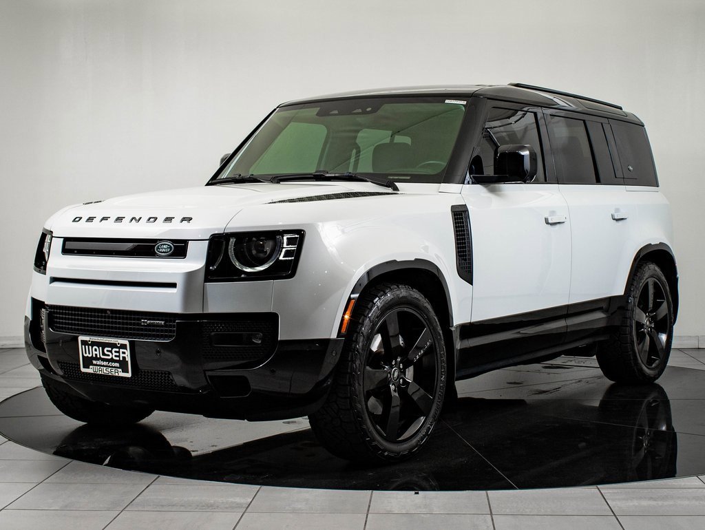 2023 Land Rover Defender X-Dynamic SE's photo