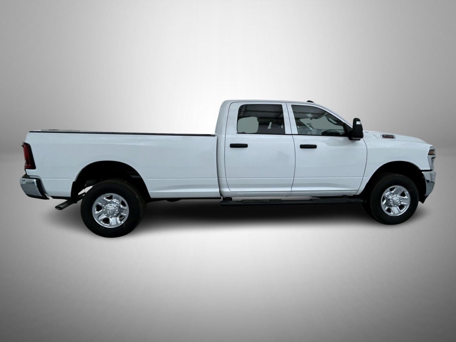 2026 Ram 2500 Tradesman photo 4