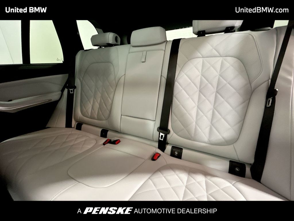 2026 Bmw X5 xDrive50e photo 17
