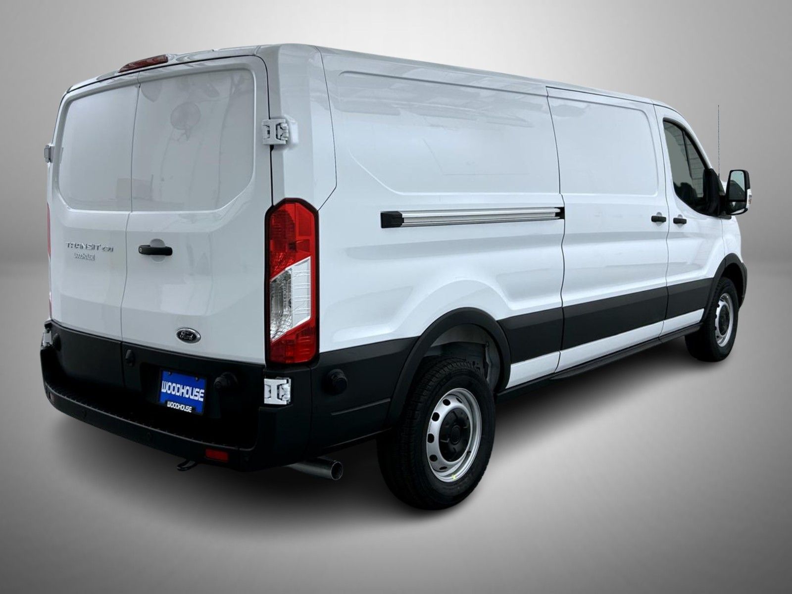2025 Ford Transit photo 3