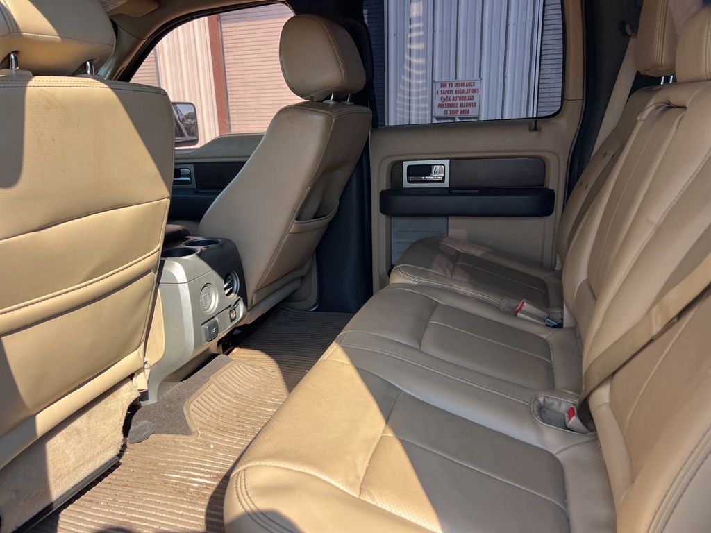 2014 Ford F-150 Lariat photo 10