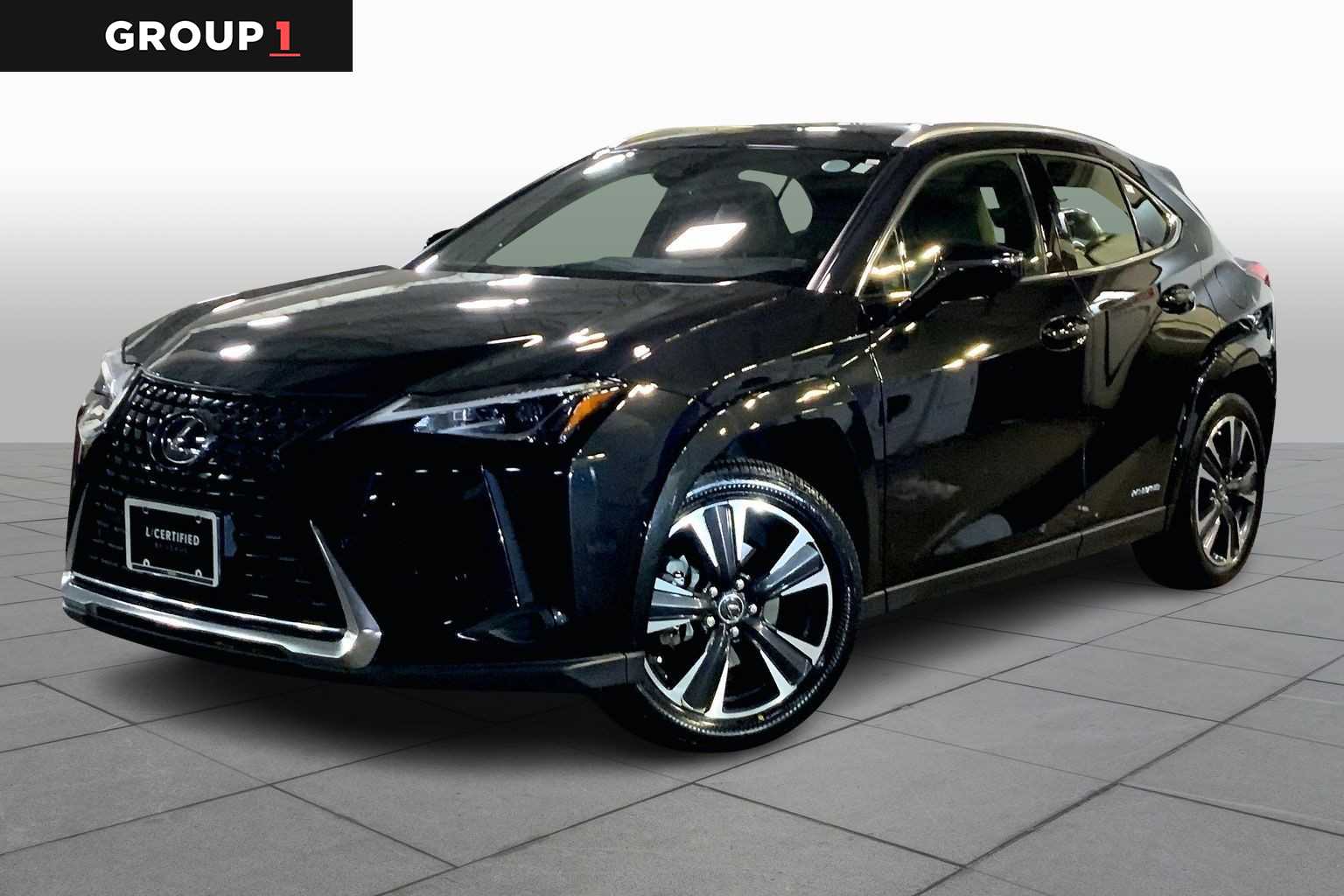 2022 Lexus UX Hybrid 250h's photo