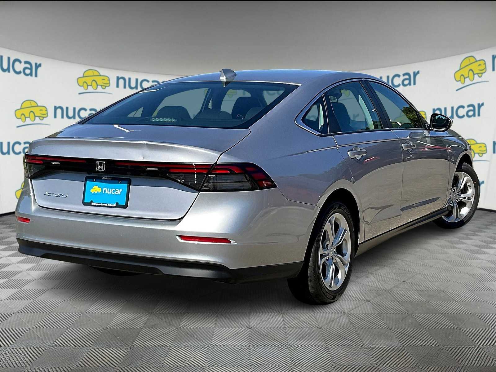 2023 Honda Accord LX photo 6