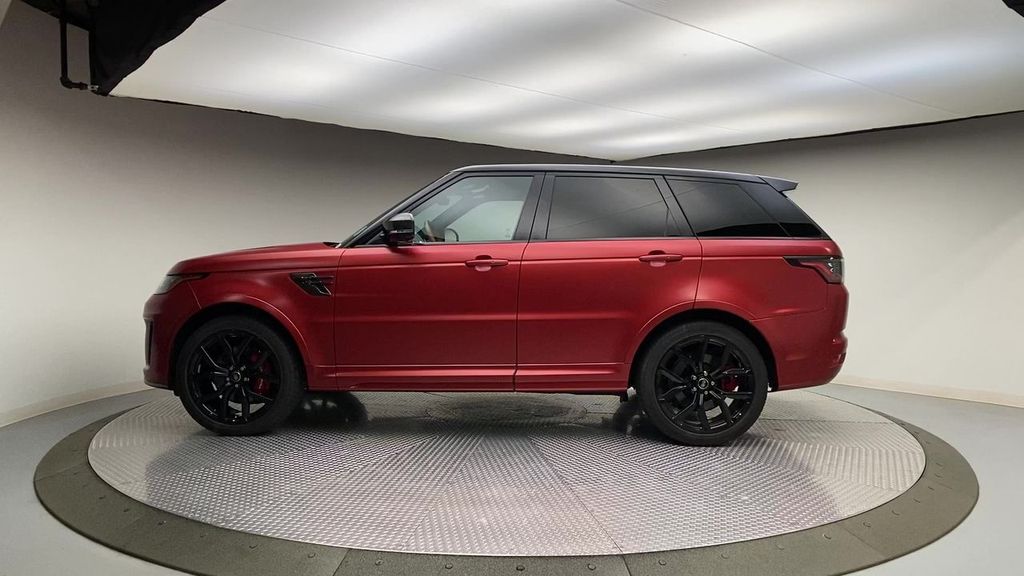 2022 Land Rover Range Rover Sport SVR photo 5