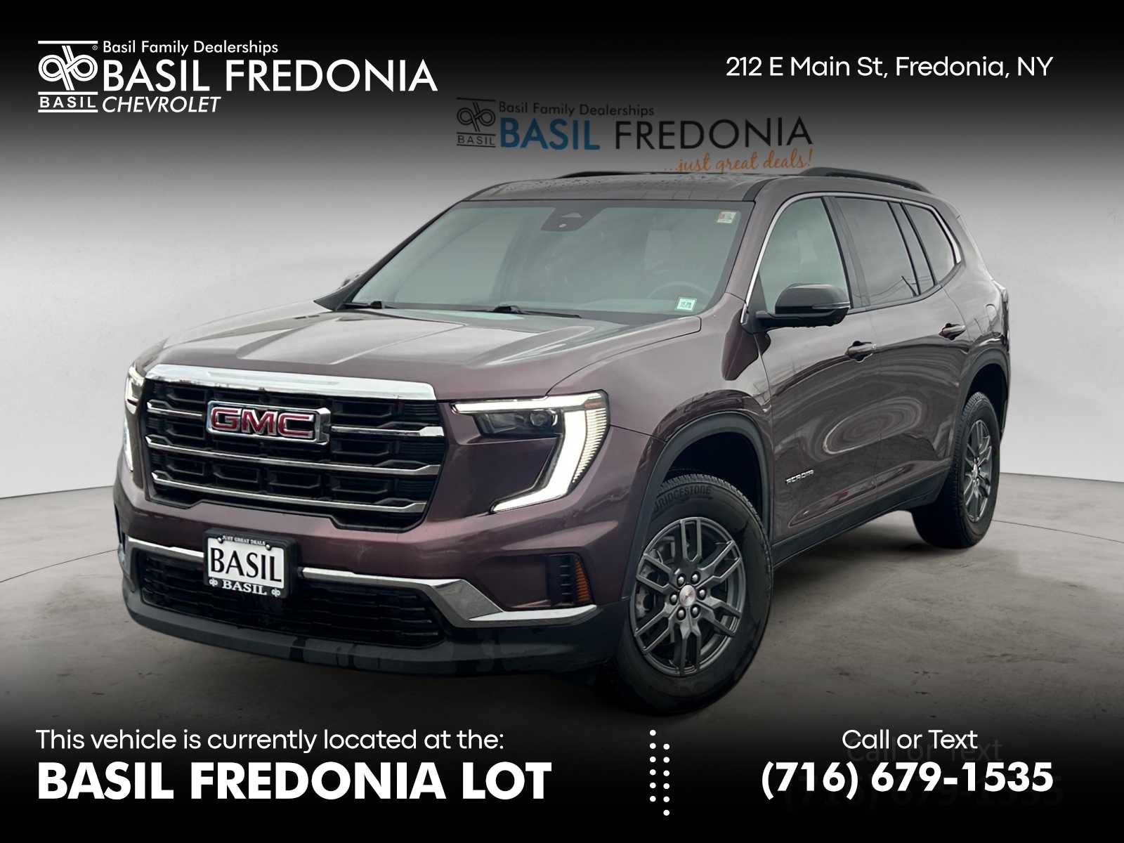 2025 GMC Acadia Elevation's photo