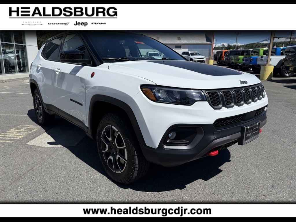 2024 Jeep Compass Trailhawk photo 6