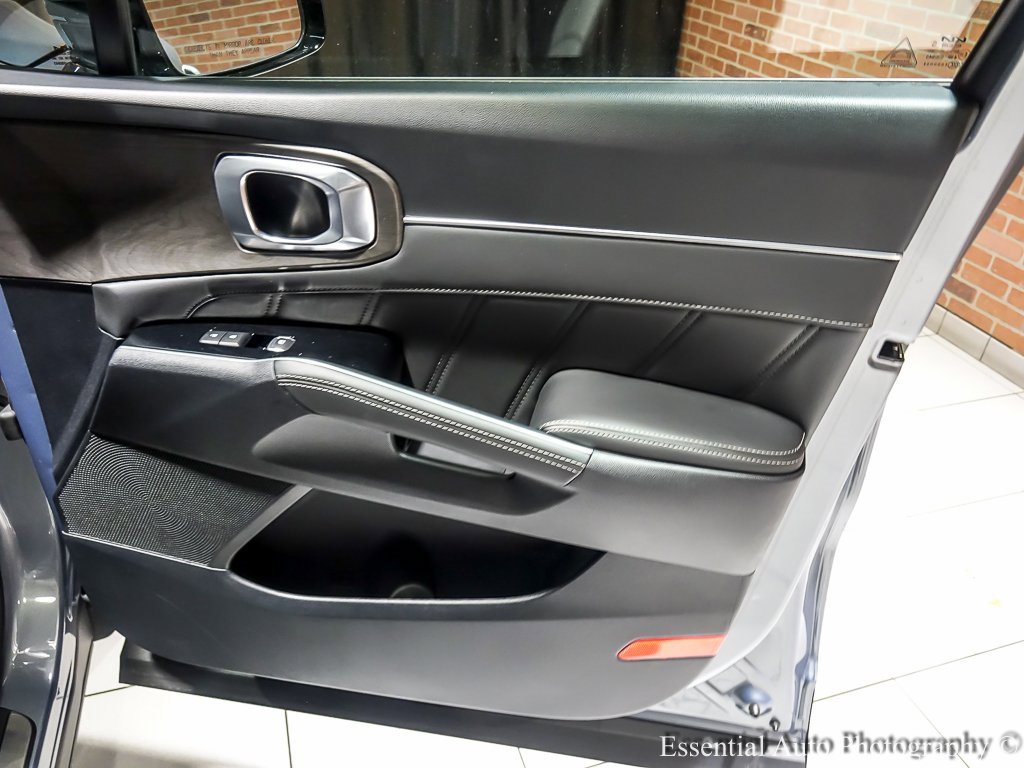 2025 KIA SORENTO - Image 34