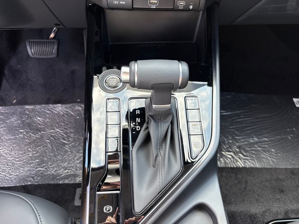 2025 Kia Niro EX photo 19