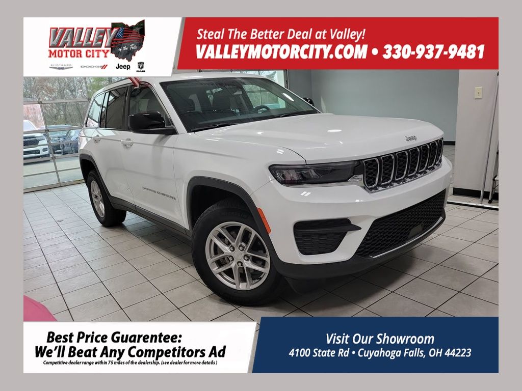 2024 Jeep Grand Cherokee Laredo's photo