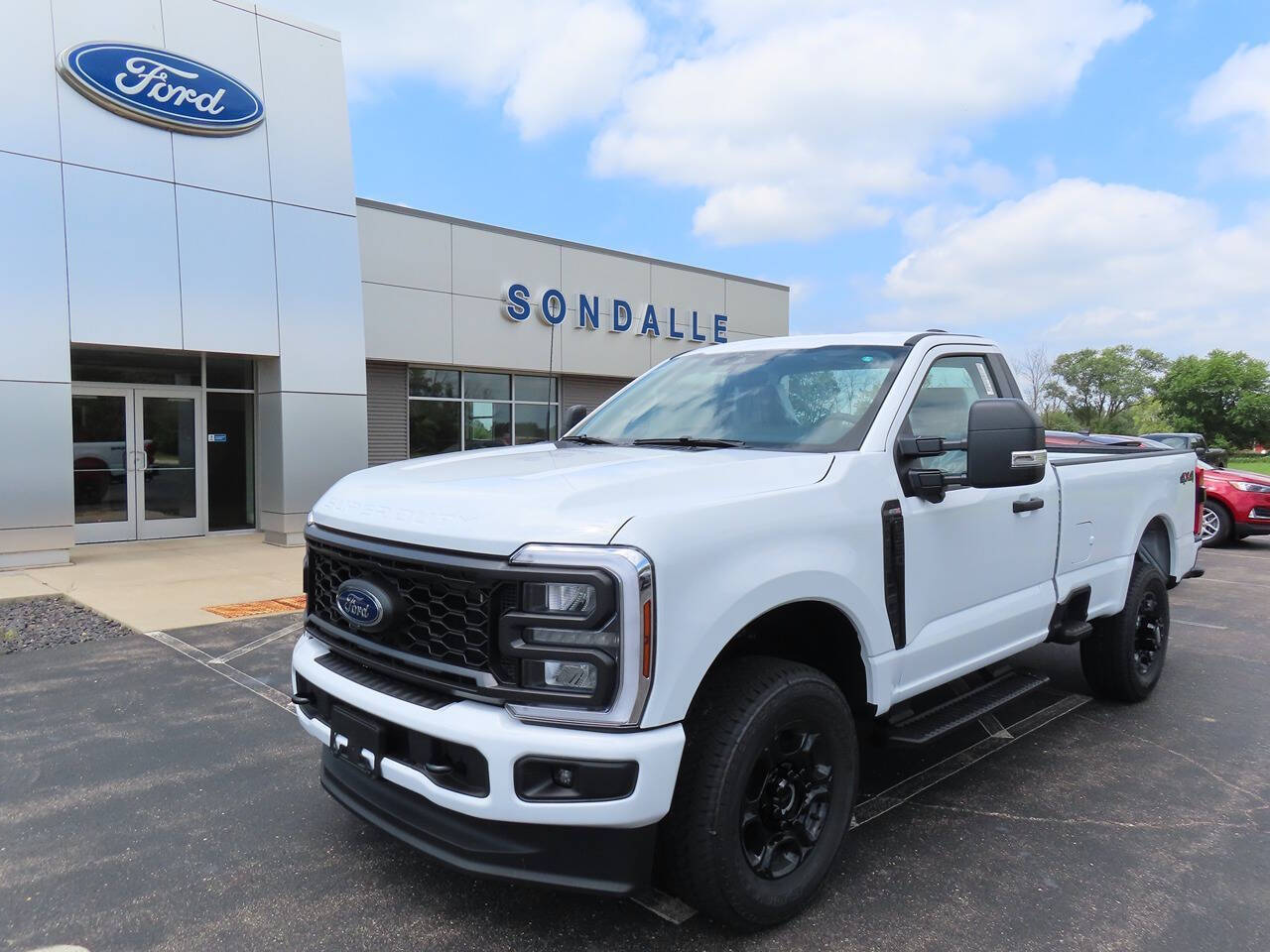 2025 Ford F-350 Super Duty XL's photo