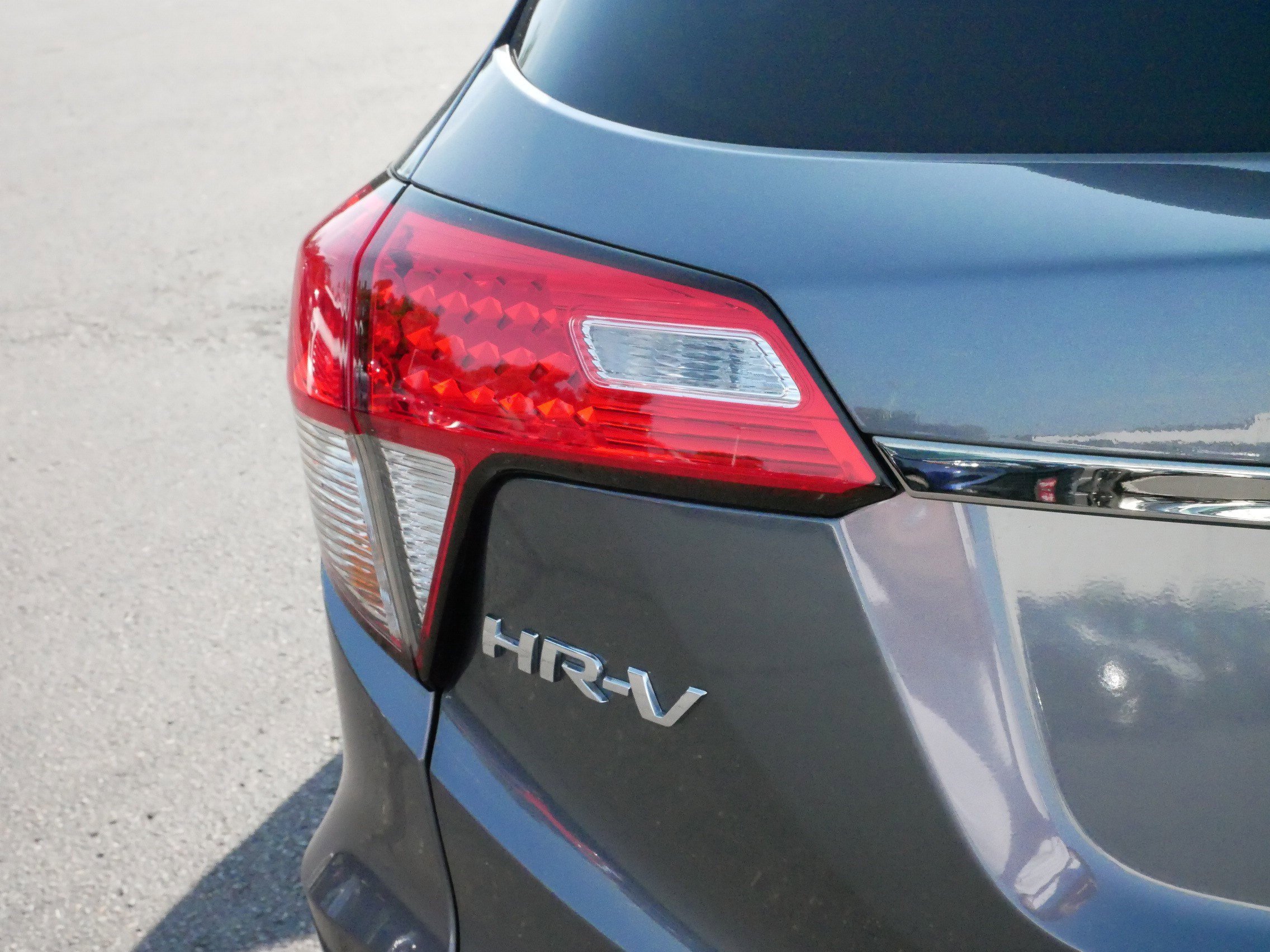 2020 Honda HR-V Touring photo 17