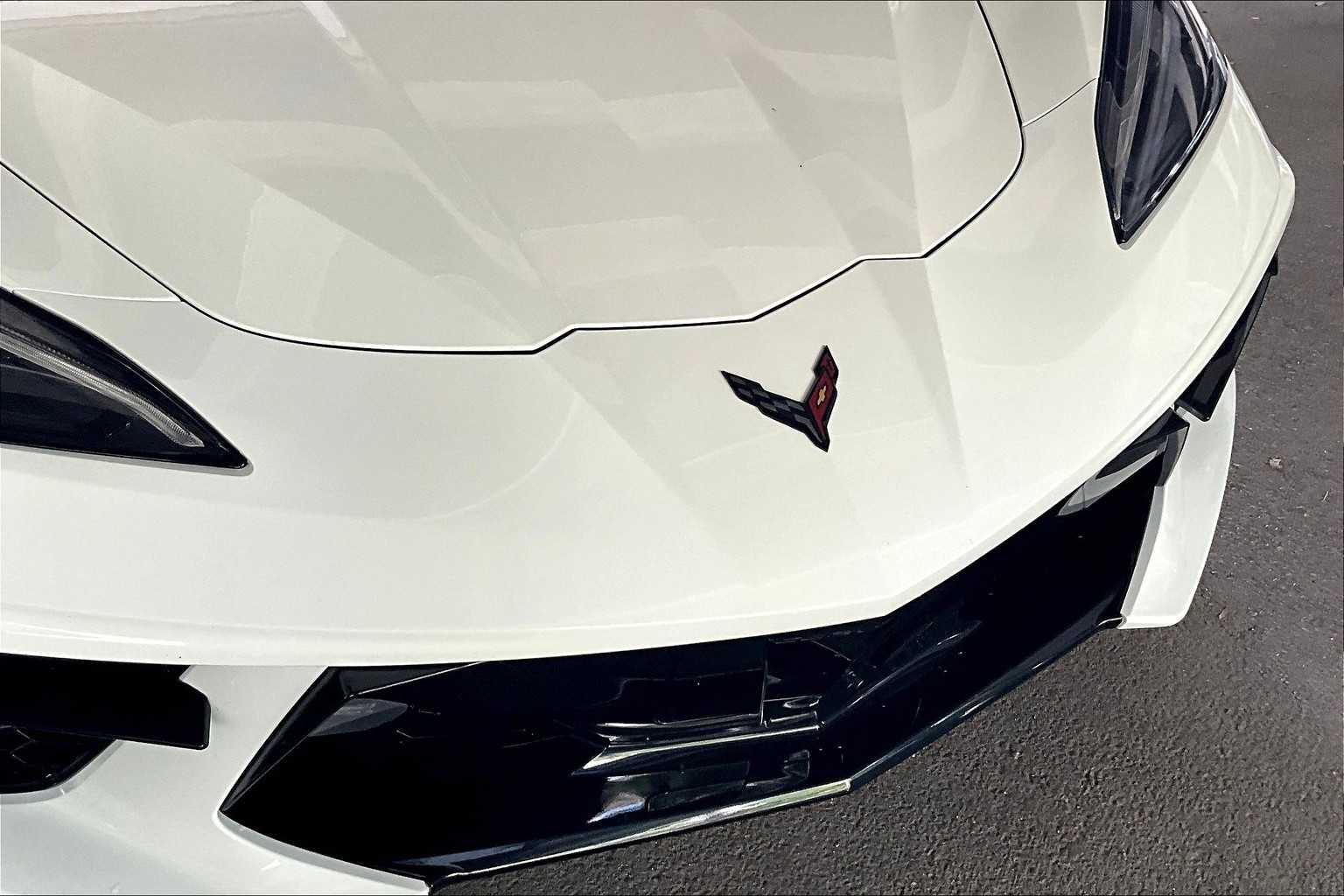 2025 Chevrolet Corvette 1LT photo 26