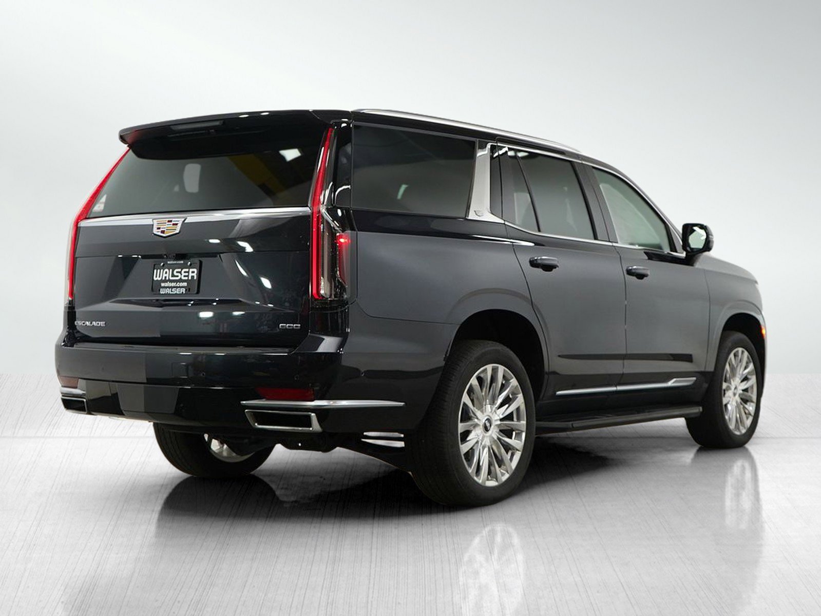 2023 Cadillac Escalade Premium Luxury photo 2