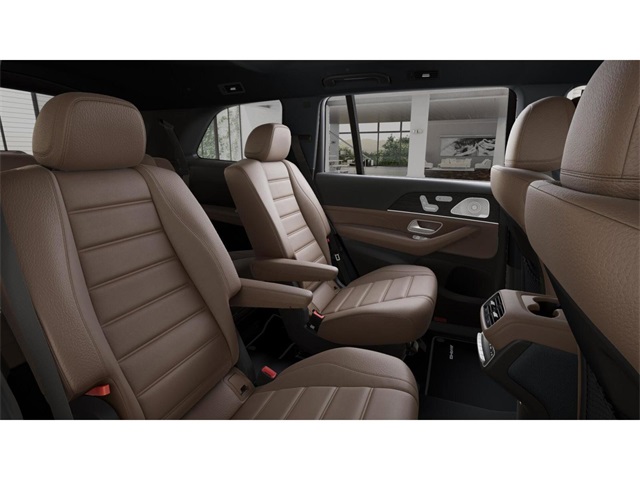 2026 Mercedes Benz GLS 450 4MATIC photo 5