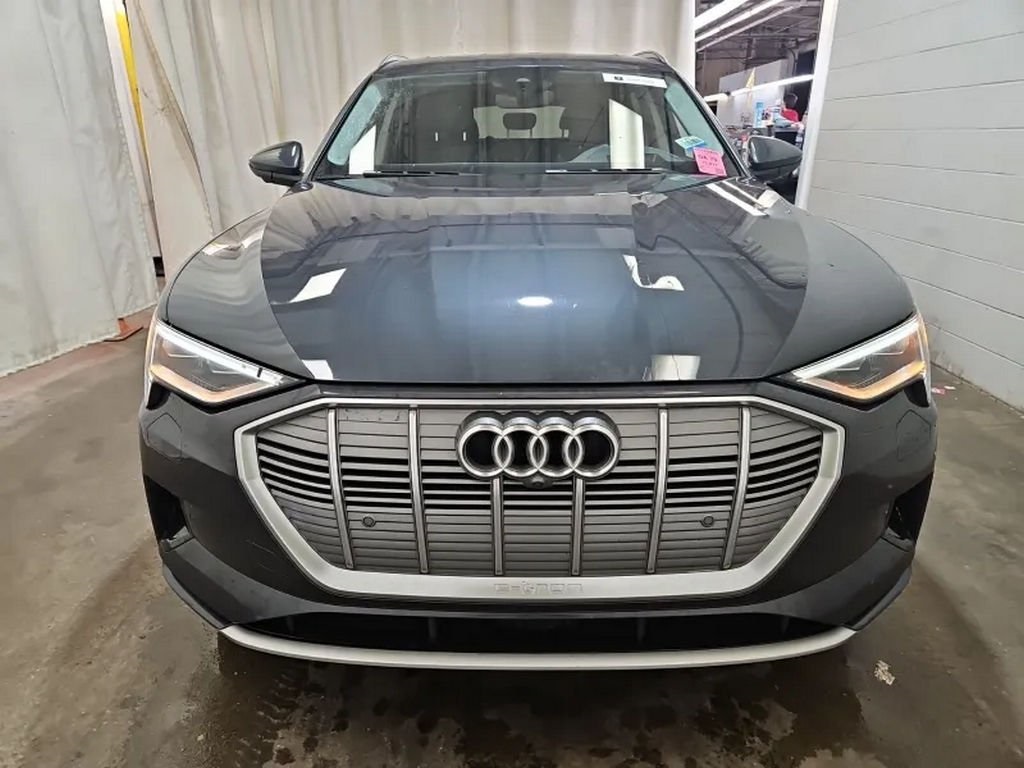 Used 2019 Audi e-tron Prestige with VIN WA1VABGE2KB017304 for sale in Miami, FL
