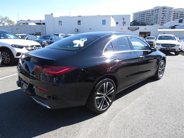 2025 Mercedes Benz CLA 250 4MATIC photo 4