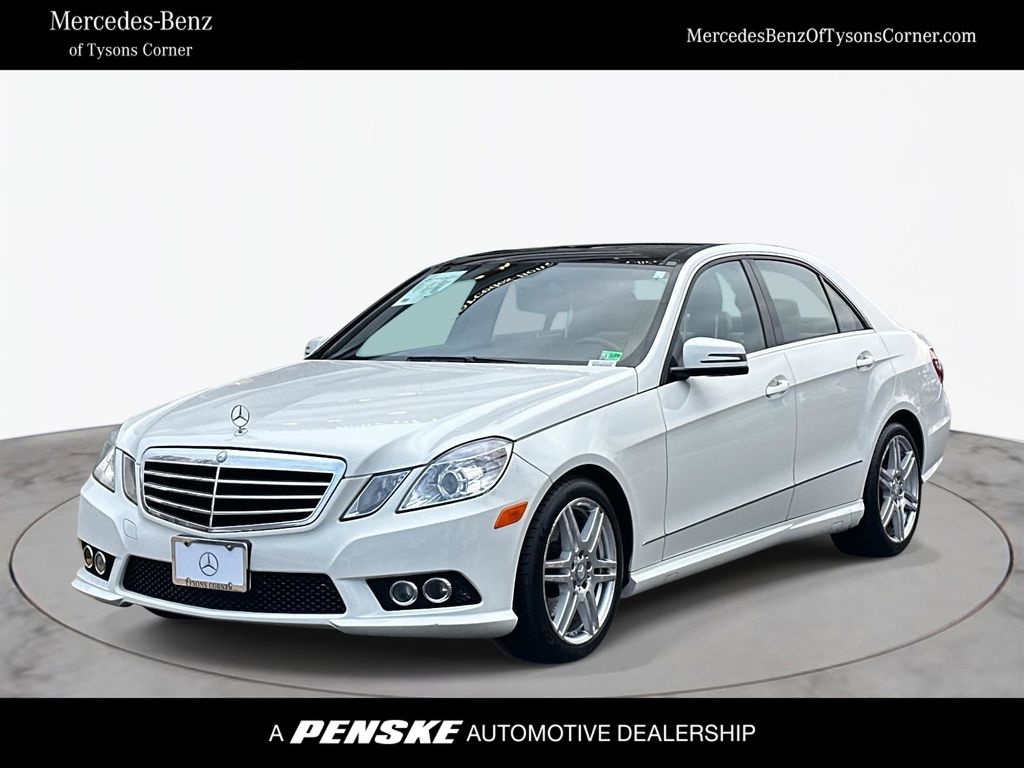2010 Mercedes-Benz E-Class's photo